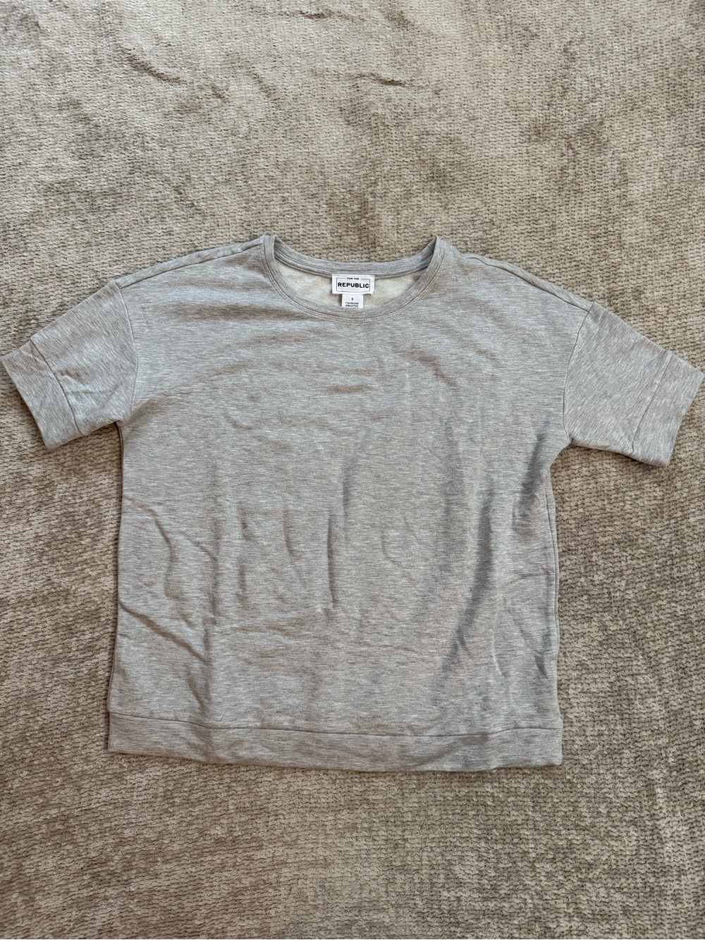 For The Republic Gray Short Sleeve Sweatshirt Top Size Small